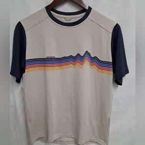 Patagonia Capilene Silkwear T-Shirt | XXL | Beige and navy